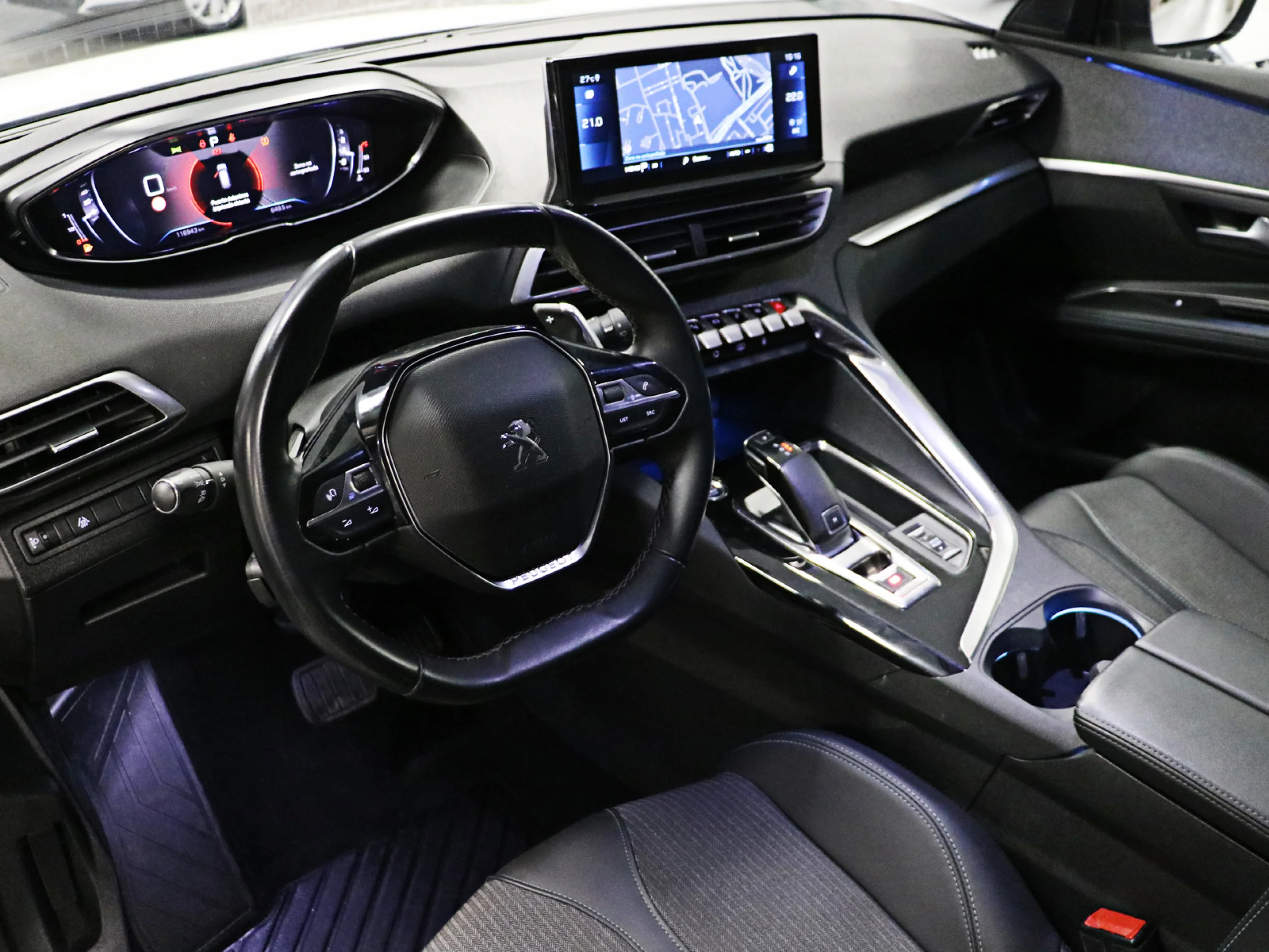 Peugeot 5008 PureTech 130 Allure Pack EAT8 96 kW (130 CV) - Foto 3