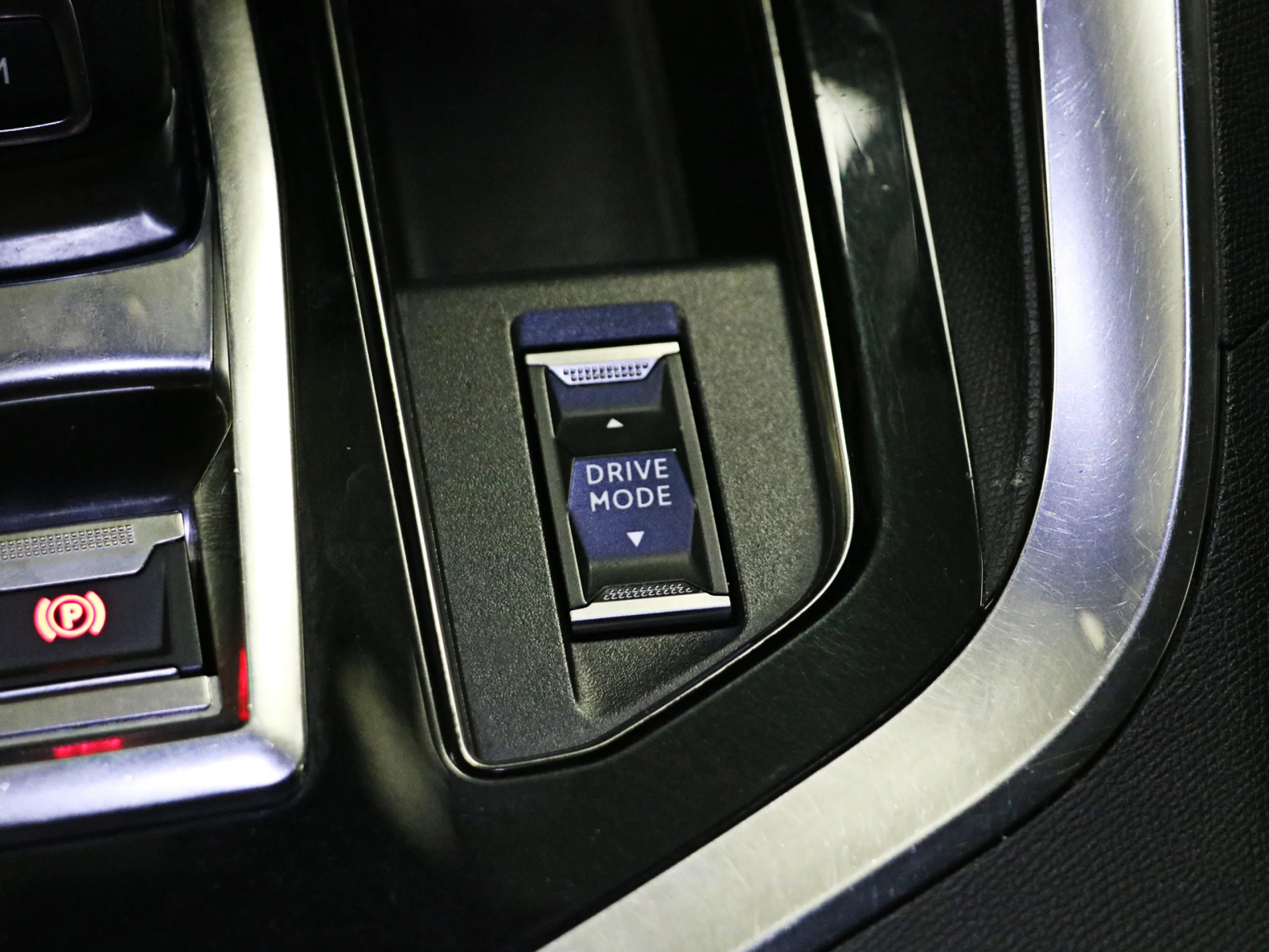 Peugeot 5008 PureTech 130 Allure Pack EAT8 96 kW (130 CV) - Foto 24