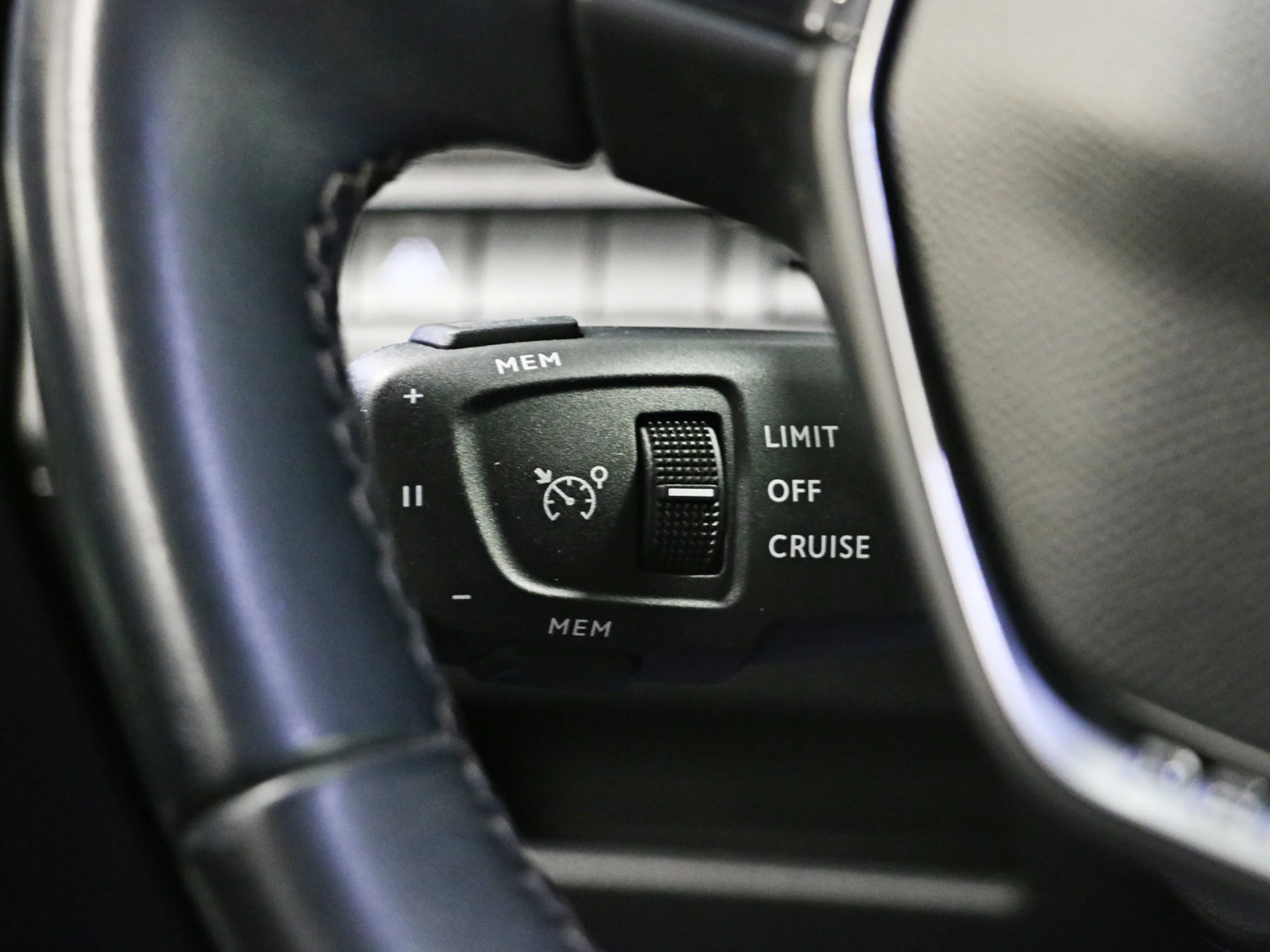Peugeot 5008 PureTech 130 Allure Pack EAT8 96 kW (130 CV) - Foto 29