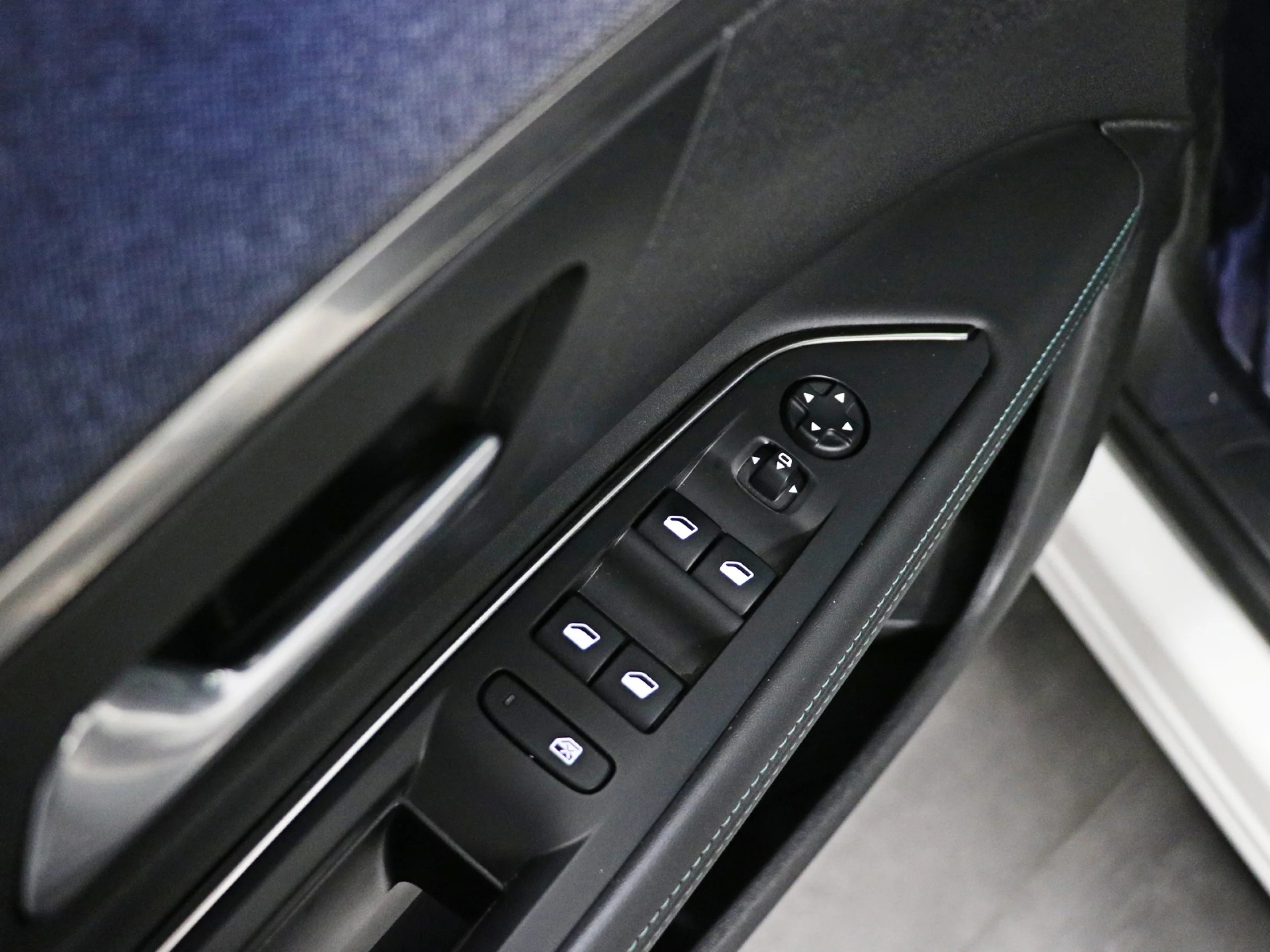 Peugeot 5008 PureTech 130 Allure Pack EAT8 96 kW (130 CV) - Foto 35