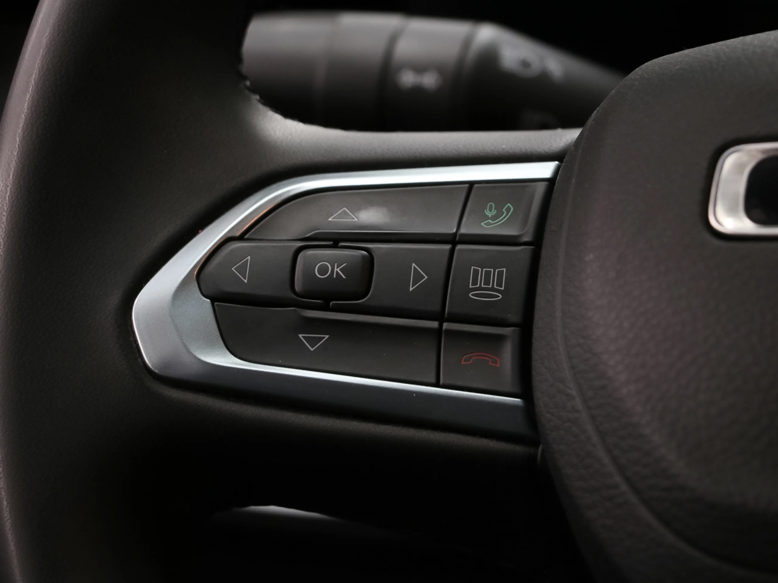Jeep Compass 1.3 PHEV S 4Xe AT 177 kW (240 CV) - Foto 31