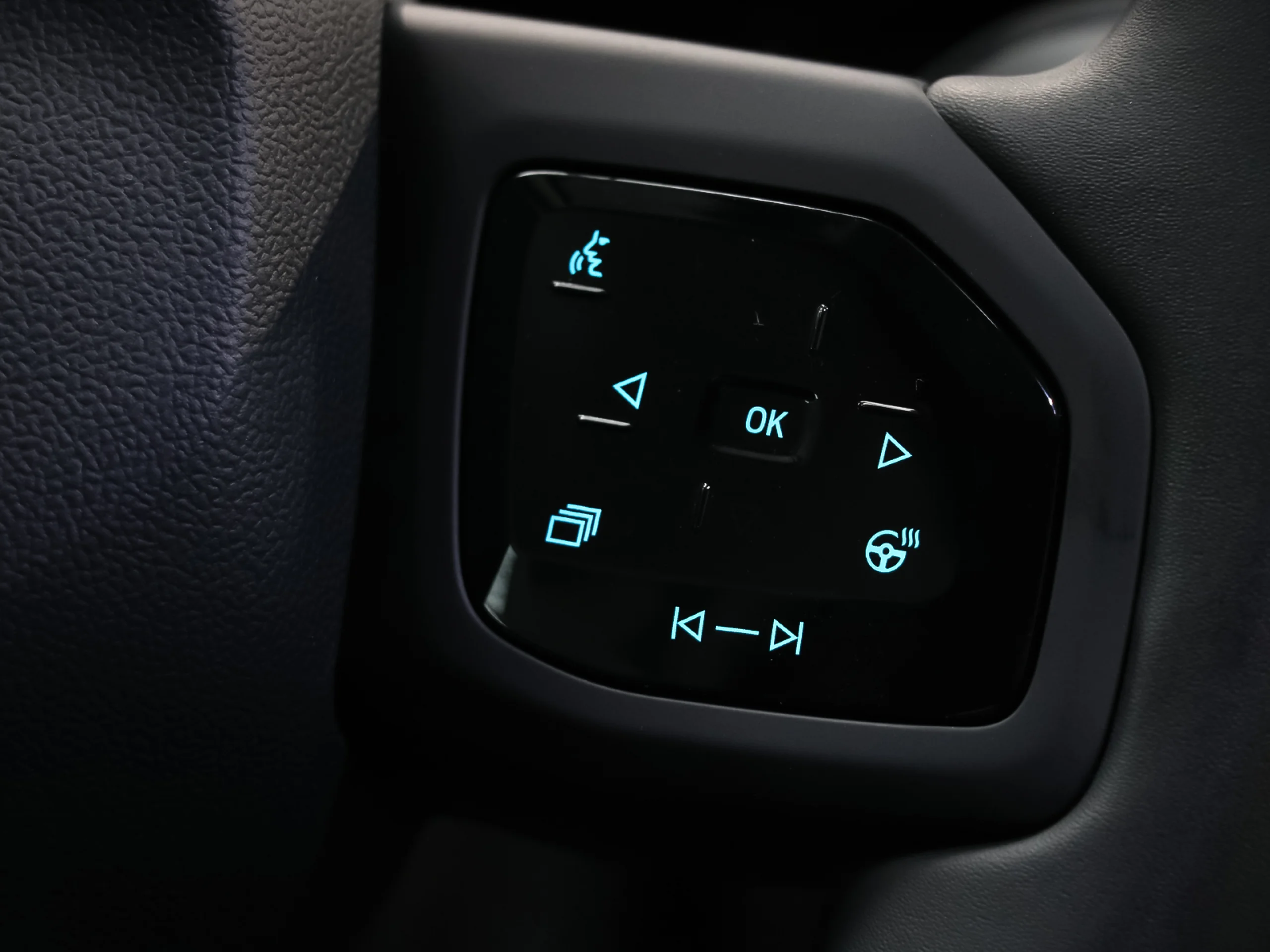 Ford Explorer CX740S Rango Extendido RWD 77kWh 210 kW (286 CV) - Foto 34