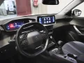 Thumbnail 3 del Peugeot 2008 PureTech 130 S&S Allure 96 kW (130 CV)