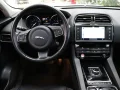 Thumbnail 12 del Jaguar F-PACE 2.0L i4D Pure AWD Auto 132 kW (180 CV)