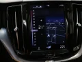 Thumbnail 18 del Volvo XC60 B4 D Momentum Pro Auto 145 kW (197 CV)